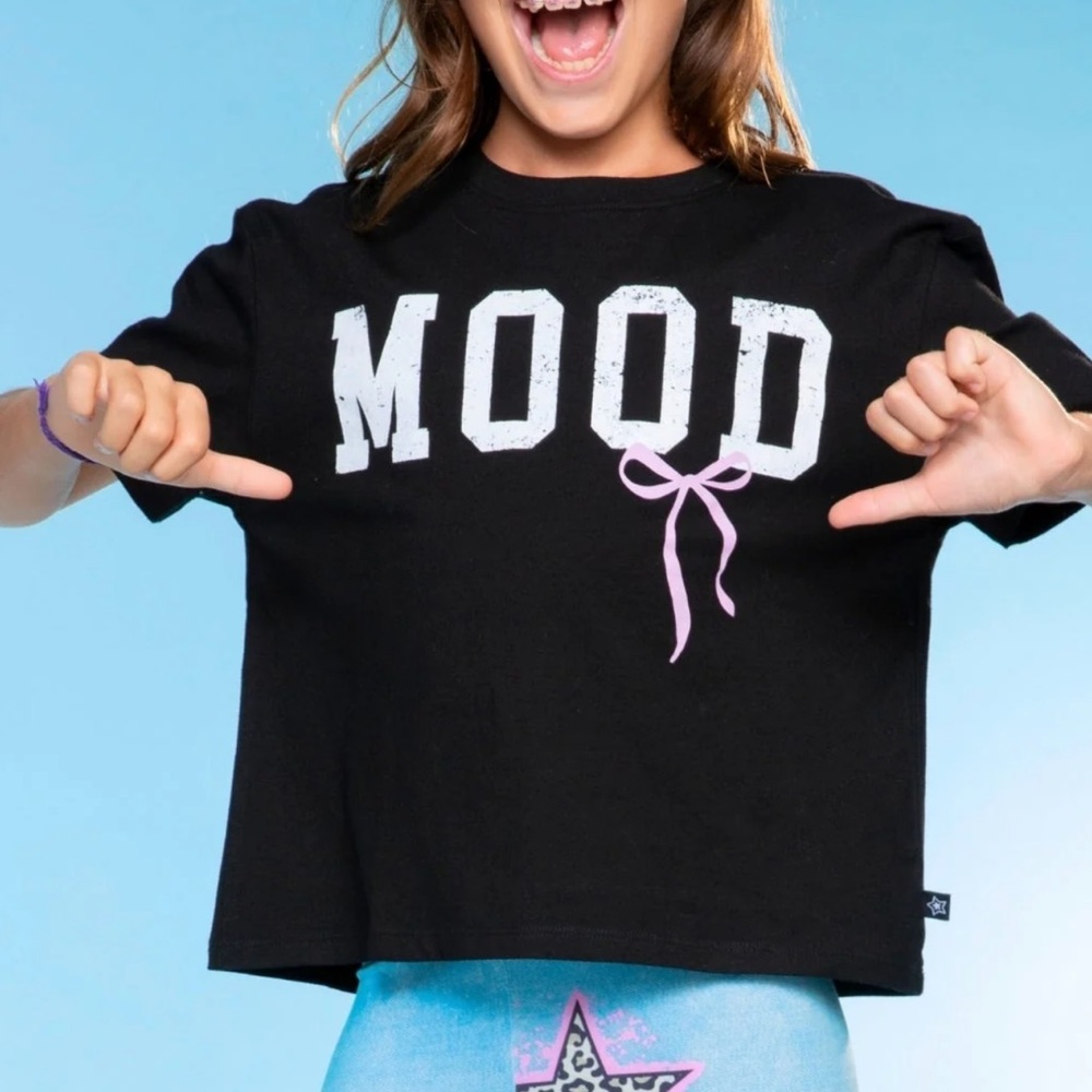 Blaxk bow 'Mood' T-Shirt- pixielane NWT 9/10